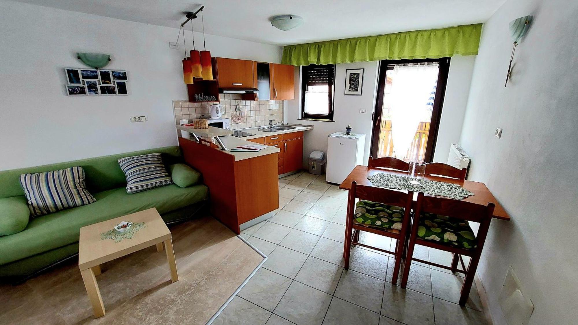 Apartments Krn Drezniske Ravne 外观 照片